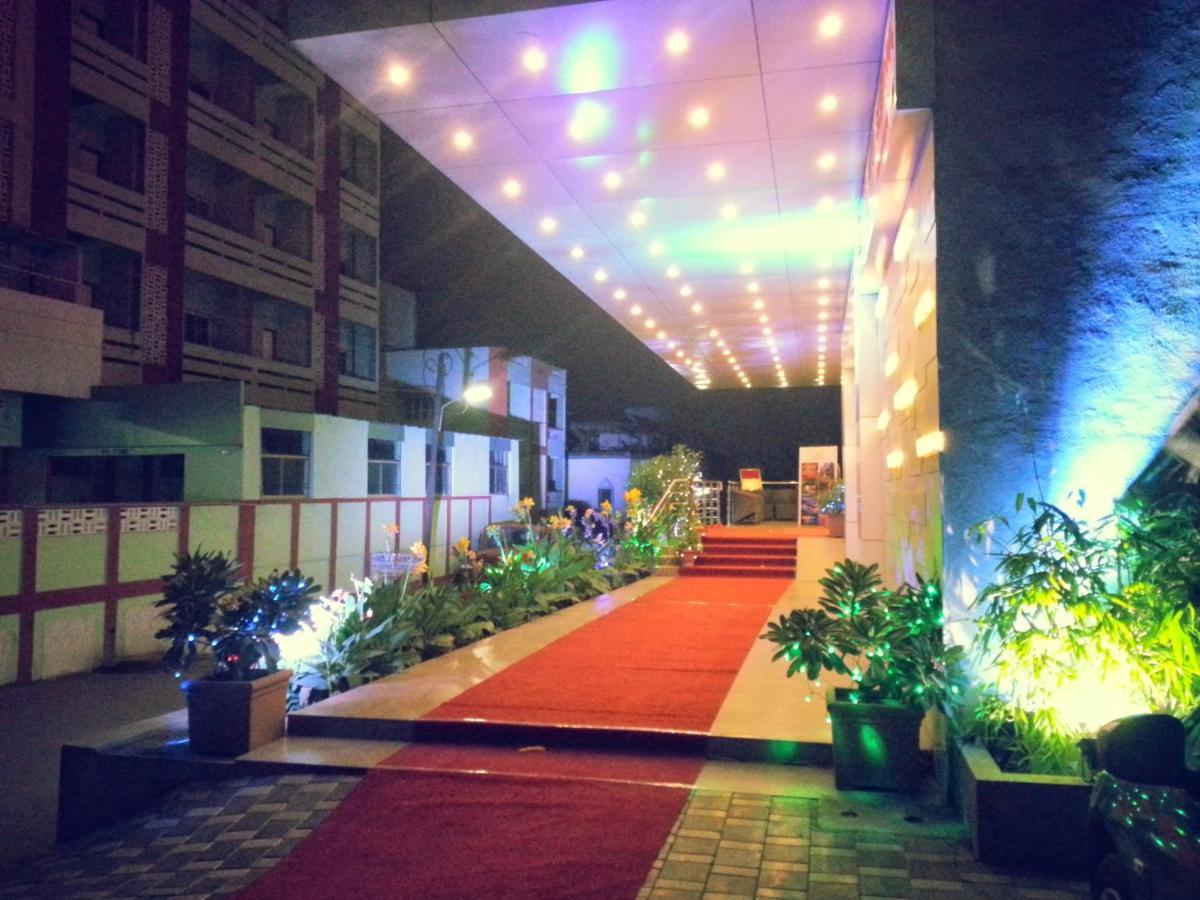 Hotel Executive Silver Inn Aurangābād Exterior foto