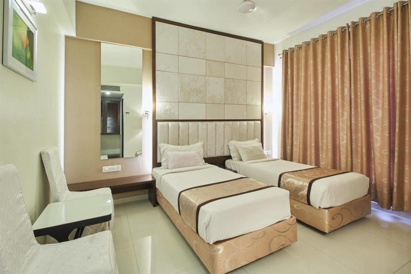 Hotel Executive Silver Inn Aurangābād Exterior foto