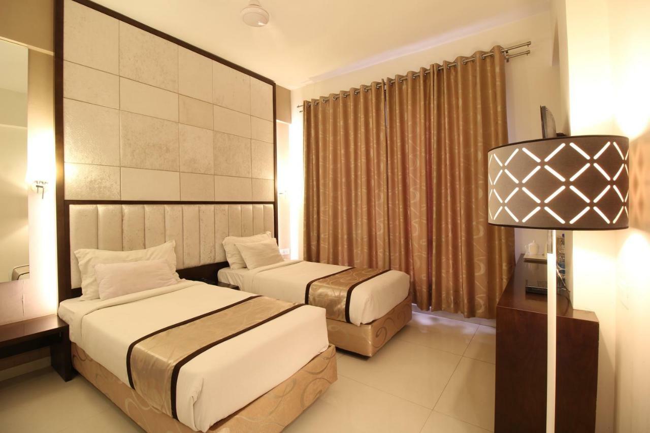 Hotel Executive Silver Inn Aurangābād Exterior foto